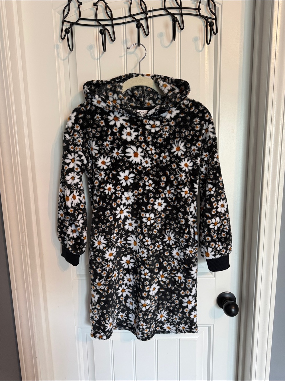 Girls L 10/12 — Art Class Black Floral Daisy Hooded Robe Dress with pockets